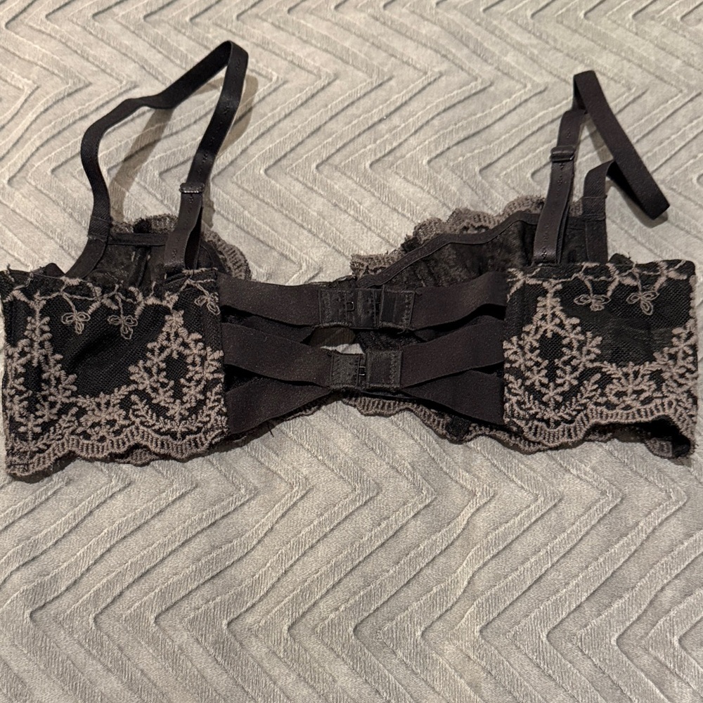 Intimately by Free People Unlined Black Mesh Embroidered Bra - Picture 4 of 9